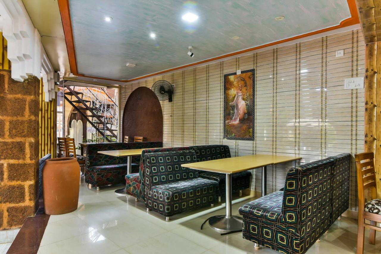 Oyo 2440 Palm Grove Hotel Vagator Luaran gambar